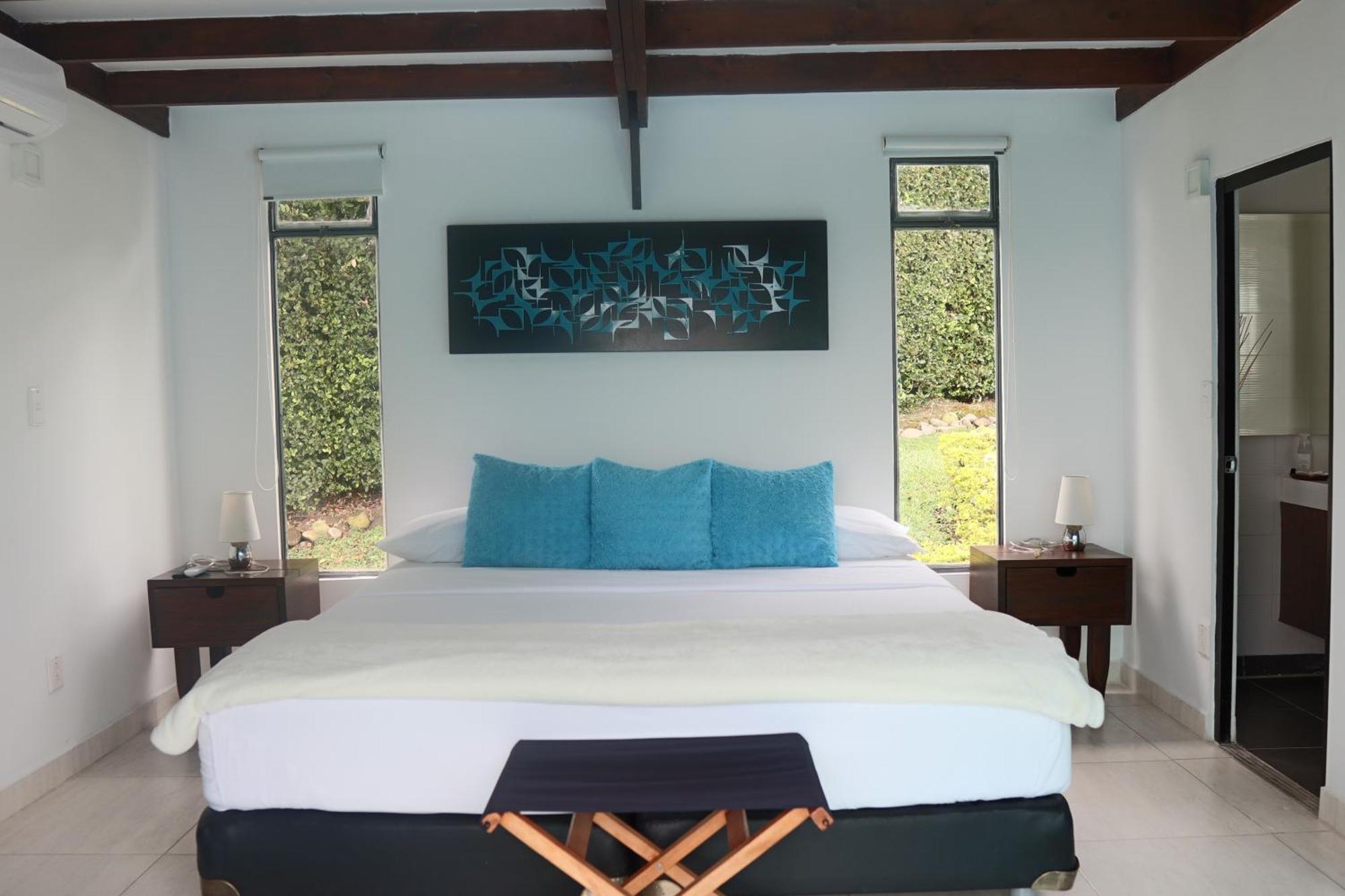 Hotel Syvanna Wellness And Spa Cerritos Ngoại thất bức ảnh