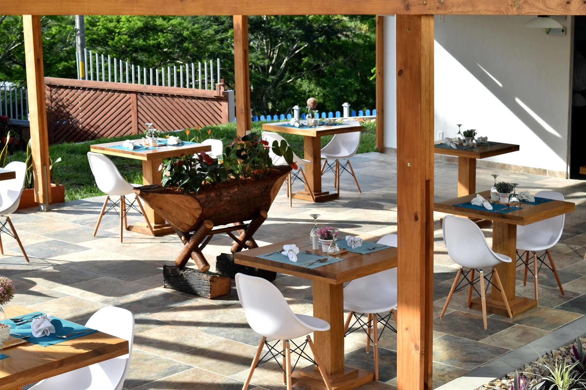 Hotel Syvanna Wellness And Spa Cerritos Ngoại thất bức ảnh
