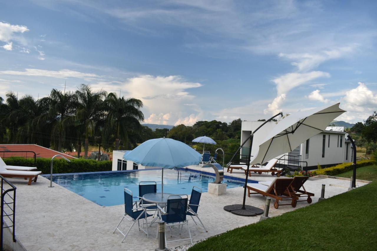 Hotel Syvanna Wellness And Spa Cerritos Ngoại thất bức ảnh