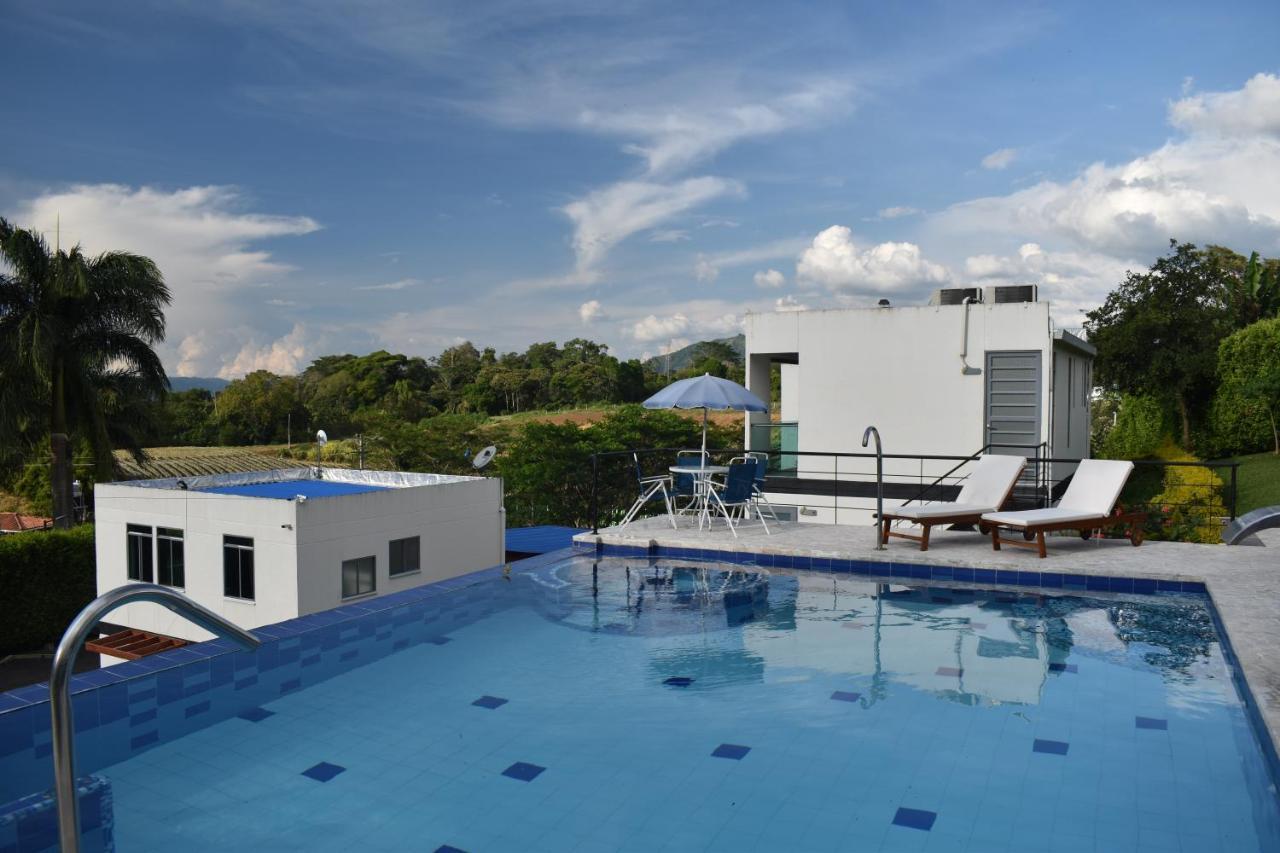 Hotel Syvanna Wellness And Spa Cerritos Ngoại thất bức ảnh