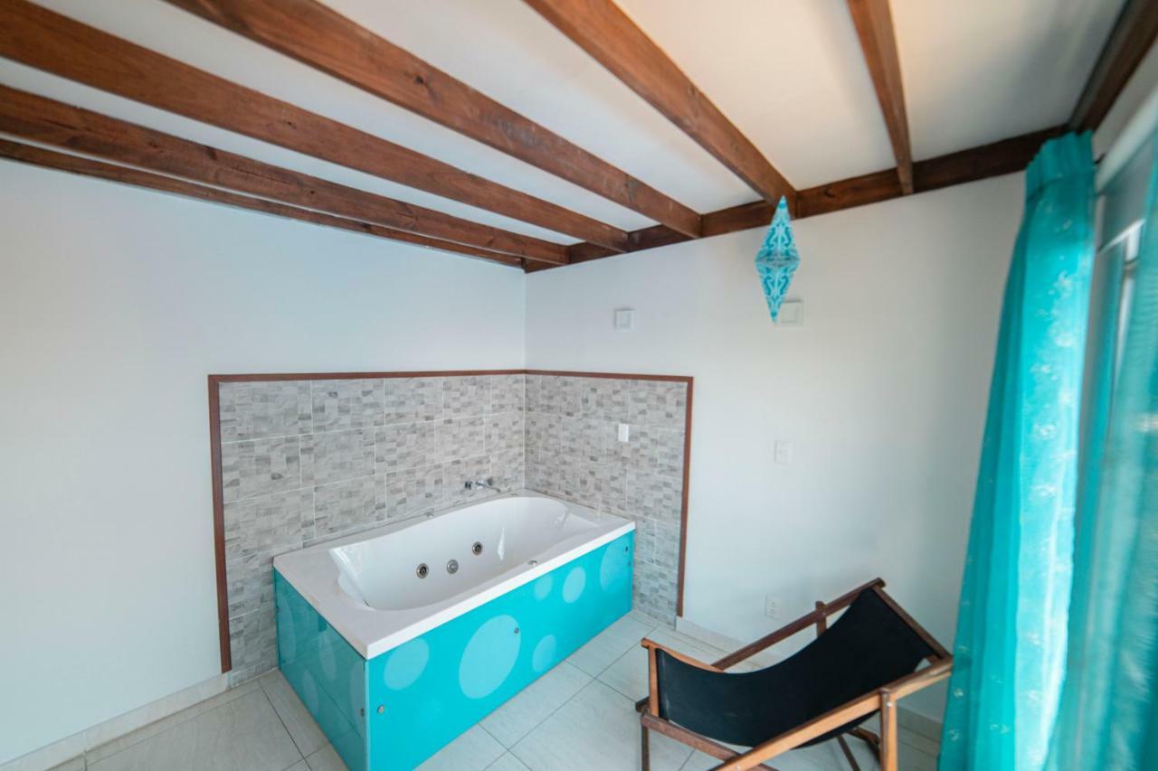 Hotel Syvanna Wellness And Spa Cerritos Ngoại thất bức ảnh